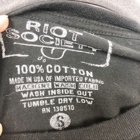 Riot Society | Aztec Bear Graphic Tee - Picture 4 of 5